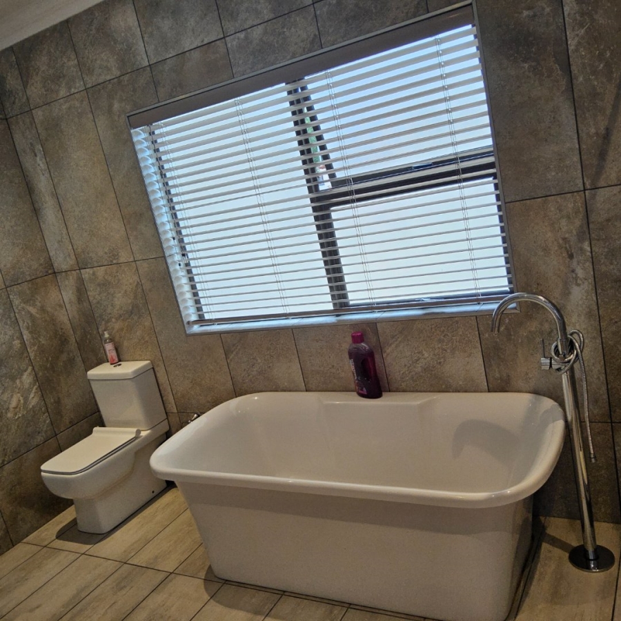 3 Bedroom Property for Sale in Lilyvale Free State